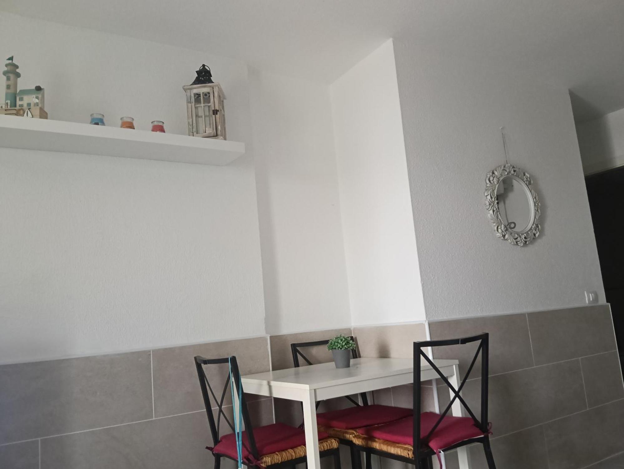 Puerta Del Sol Apartment